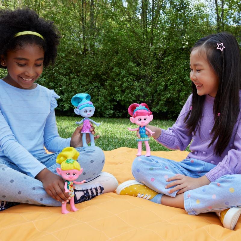 DreamWorks Trolls Fashion Doll - Poppy