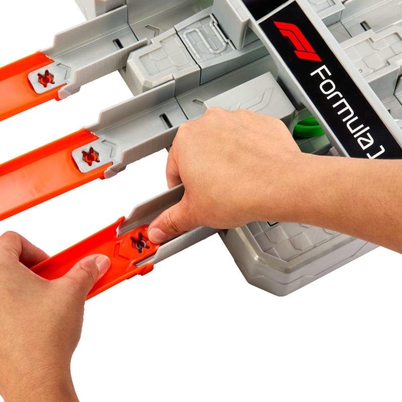 Hot Wheels c Track Set, Formula 1 Grand Prix Circuit Track Set