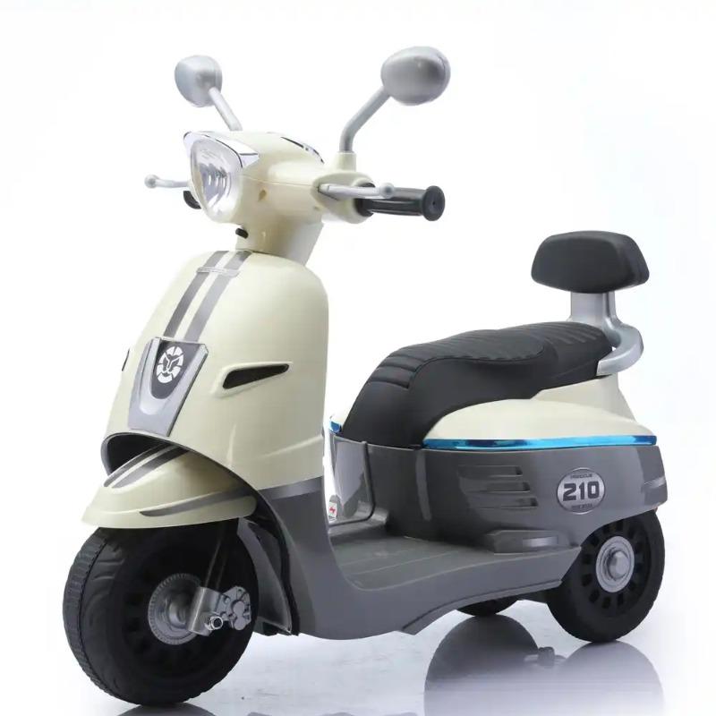 Tobbi Kids Vintage Vespa Motor Bike - Silver