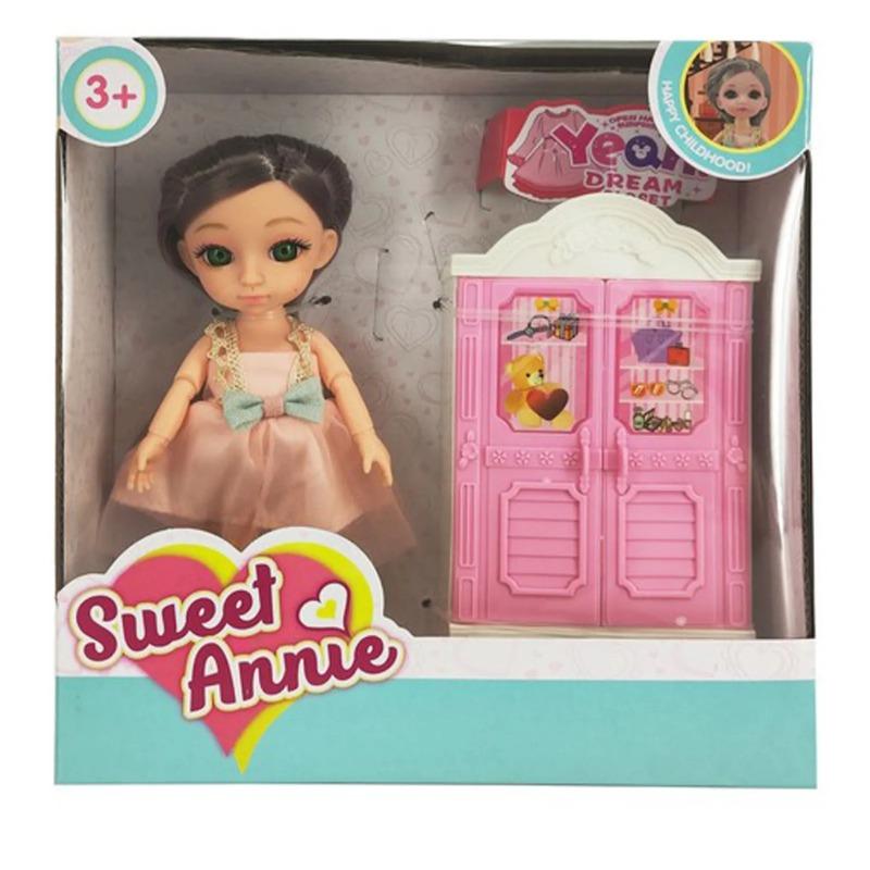 Sweet Annie Doll With Wardrobe Set