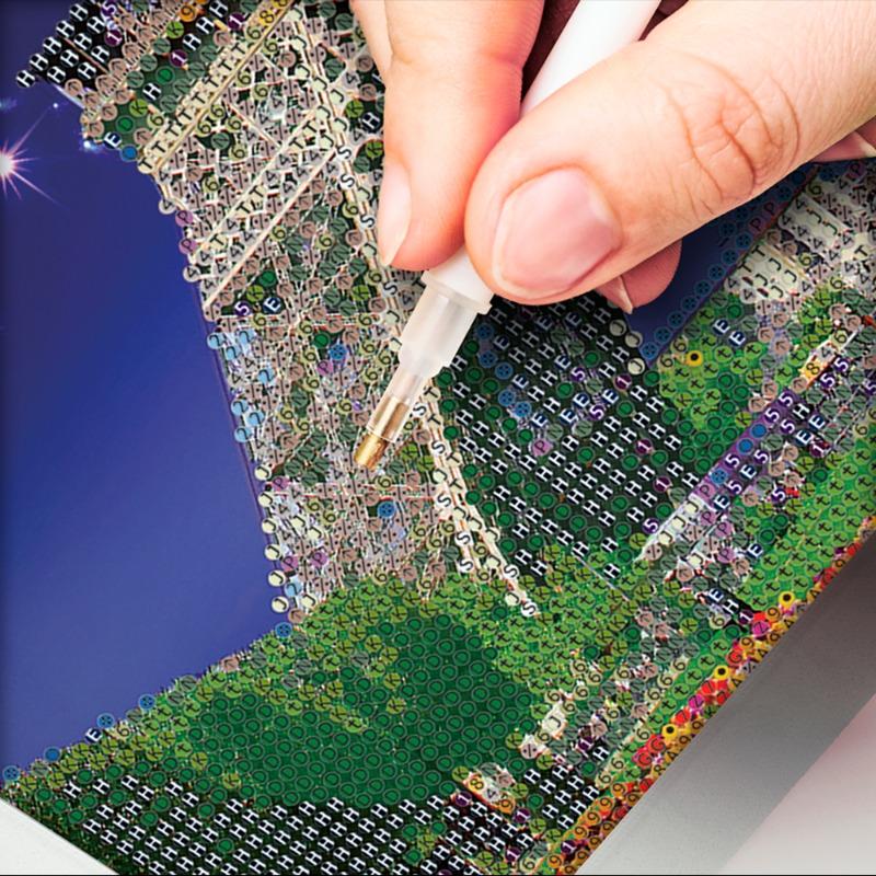 هينكلر - اللوحة القماشية المضيئة الكريستالية تشكيل برج إيفل