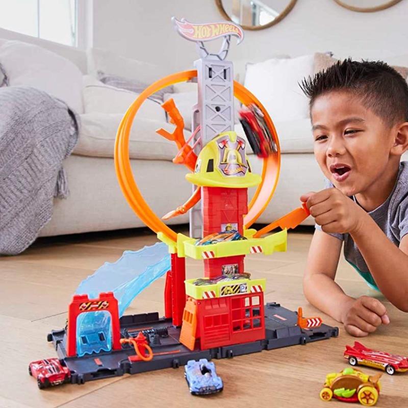 Hot Wheels City Super Loop Fire Station Playset
