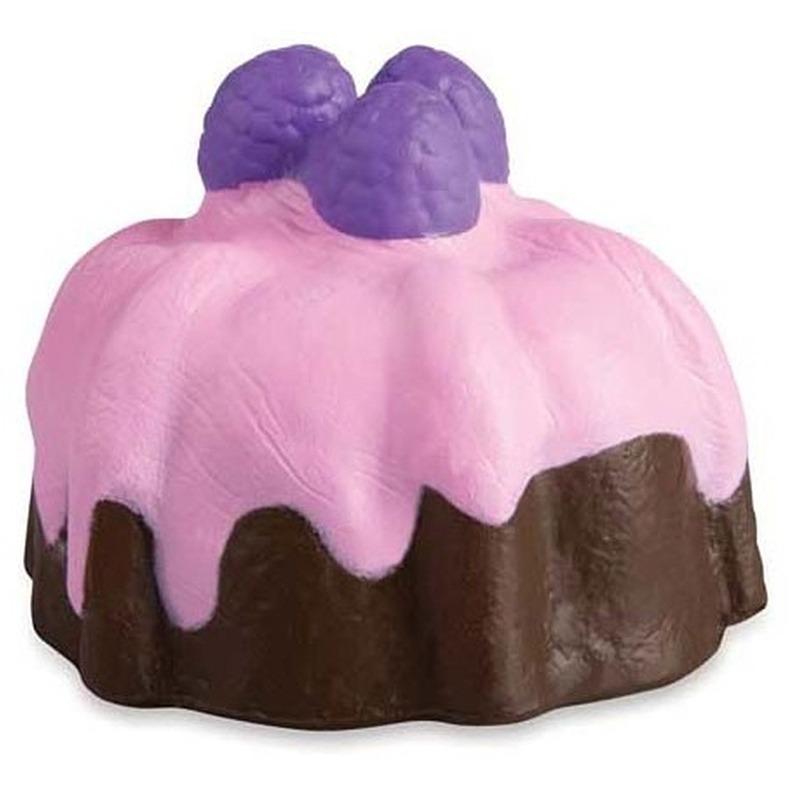 Squishy Super Strawberry Strawberry Bundnt Cake