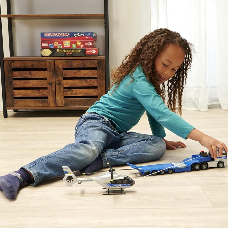 ماجوريت - سيارة شرطة فولفو أف إتش 16 مع هليكوبتر