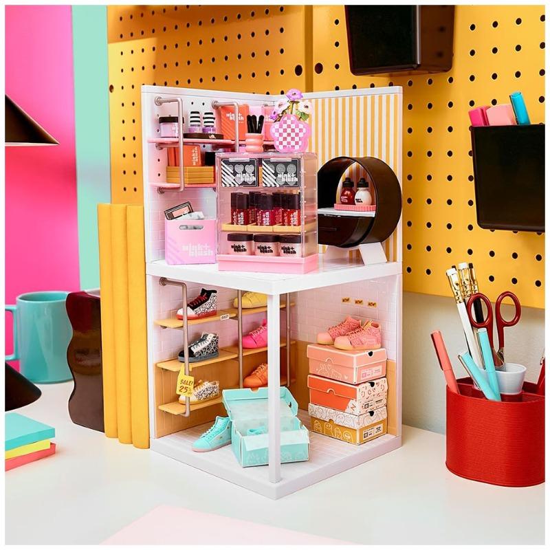 MGA’s Miniverse Spaces Starter Pack Pink