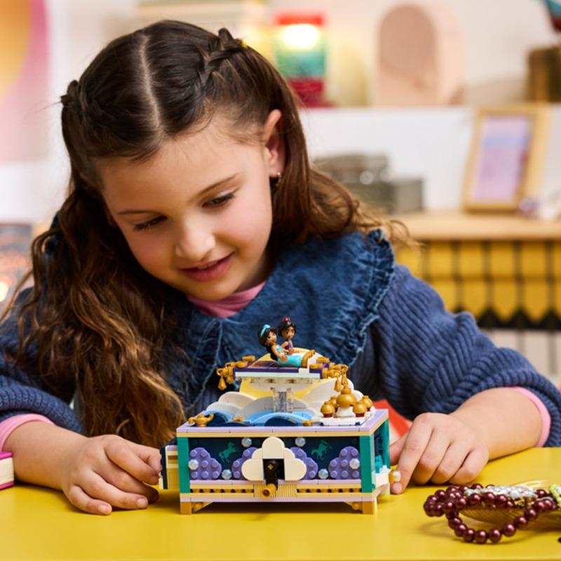 LEGO Disney Princess Jasmine’s Jewelry Box Building Set
