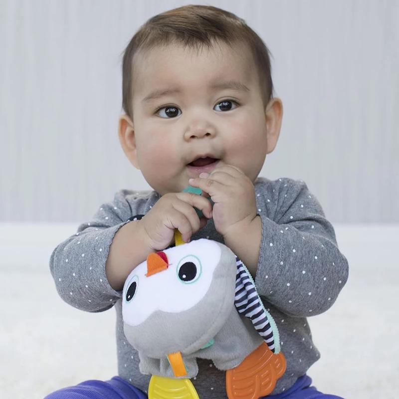Infantino Cuddle Teether - Penguin