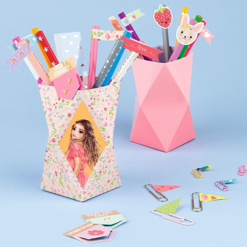 Top Model DIY Paper Fun Book Flower Berry