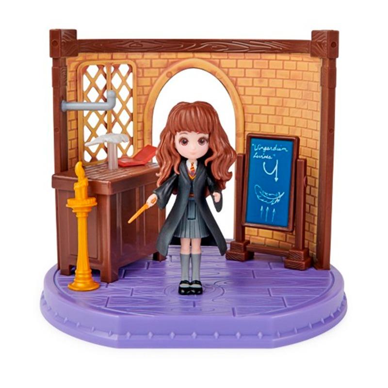 Wizarding World Magical Mini Class Room Hermione Granger