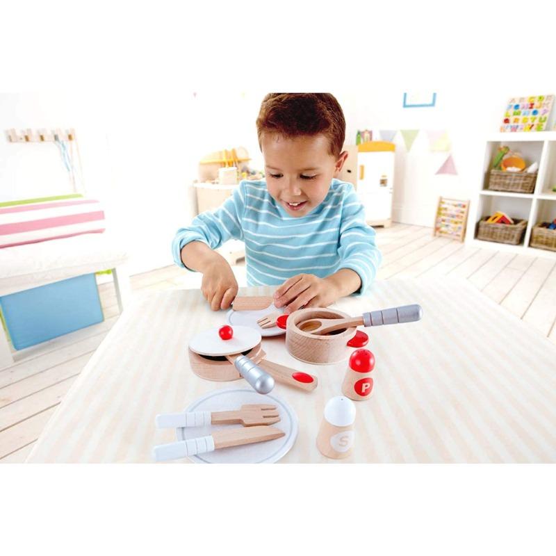 مجموعة أدوات المطبخ الخشبية