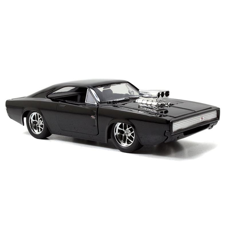 فاست آند فيوريس - سيارة دودج تشارجر لون أسود