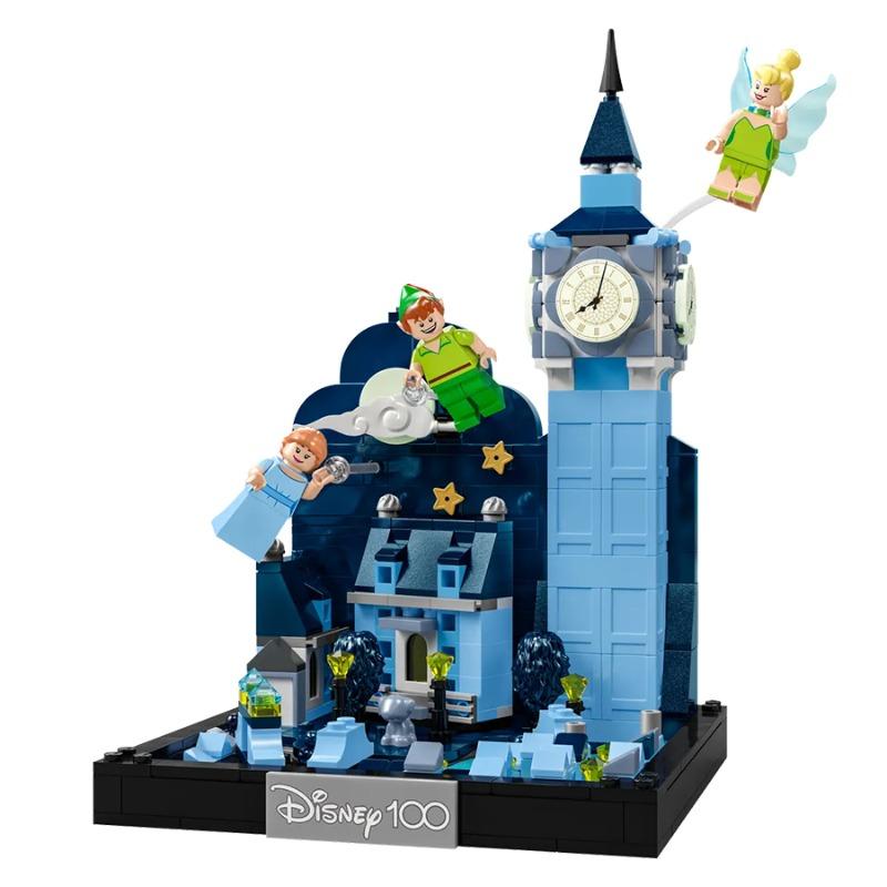 LEGO Disney Peter Pan and Wendy's Flight Over London 43232