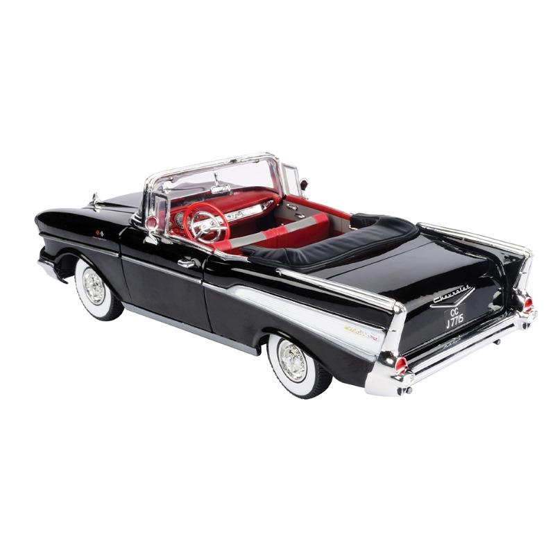 موتور ماكس - سيارة جيمس بوند موديل شيفروليه بمقاس 1:18