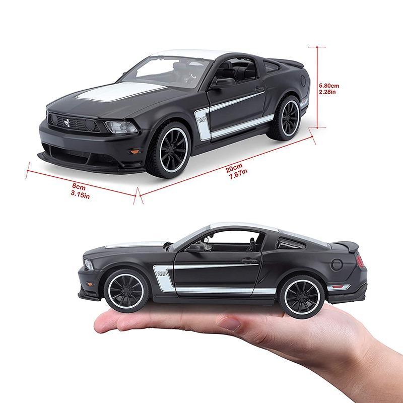 مايستو - سيارة فورد موستانج 1:24