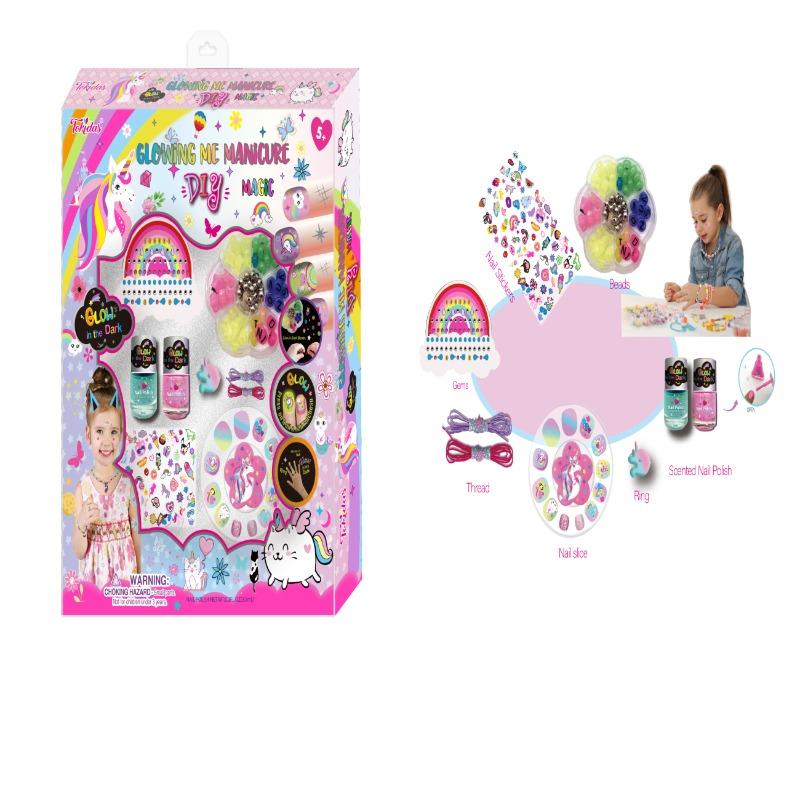 Tokidas Glowing Me Manicure D.I.Y Magic