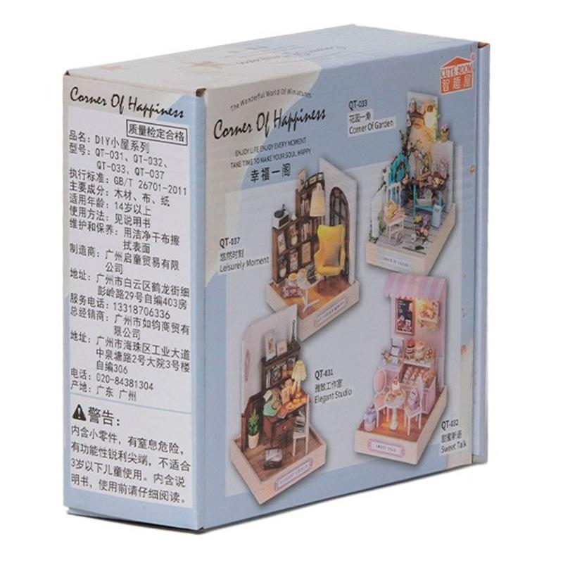 Corner of Happiness Luminous Wooden Room