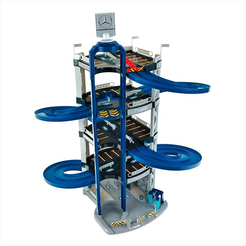 Klein Mercedes-Benz Car Park Level 3