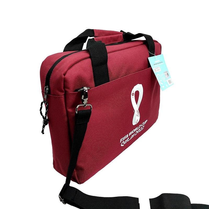 فيفا 2022 - حقيبة يد لاب توب الشعار الرسمي لون أحمر داكن