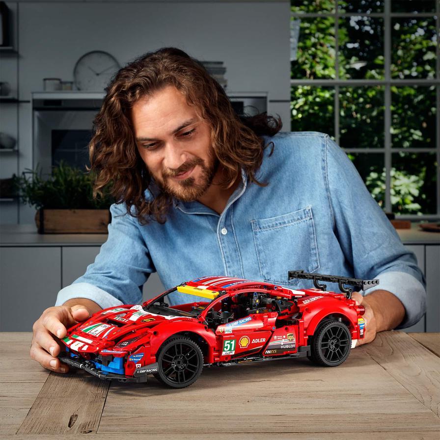 LEGO Technic Ferrari 488 GTE AF Corse 51 (1677 Pieces)