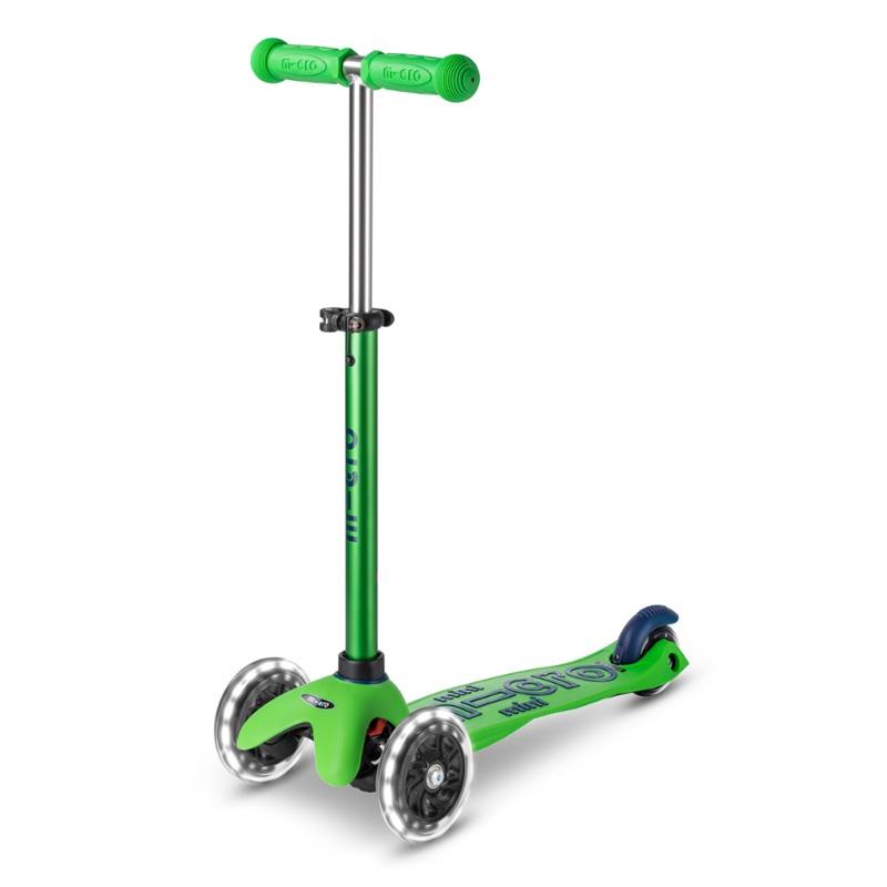 Micro Maxi Mini Micro Deluxe LED Scooter - Green