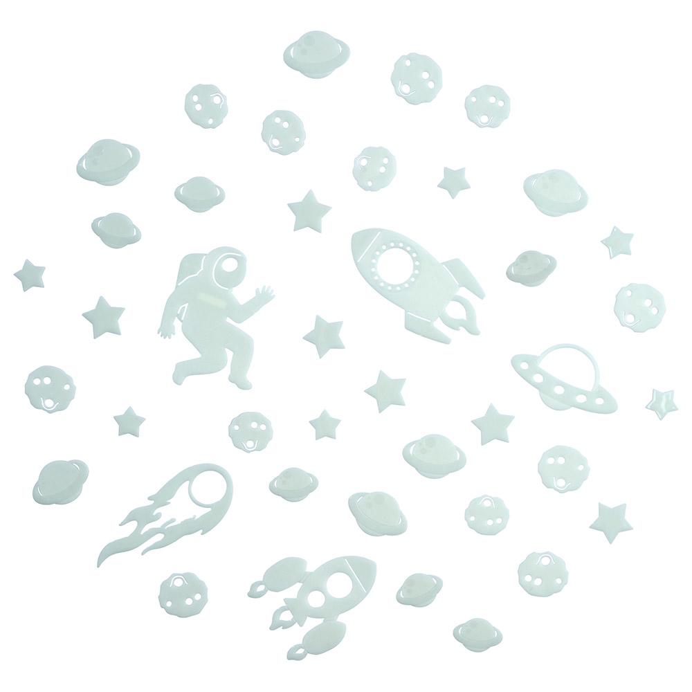 سيمبا - مجسمات تتوهج في الفضاء المظلم