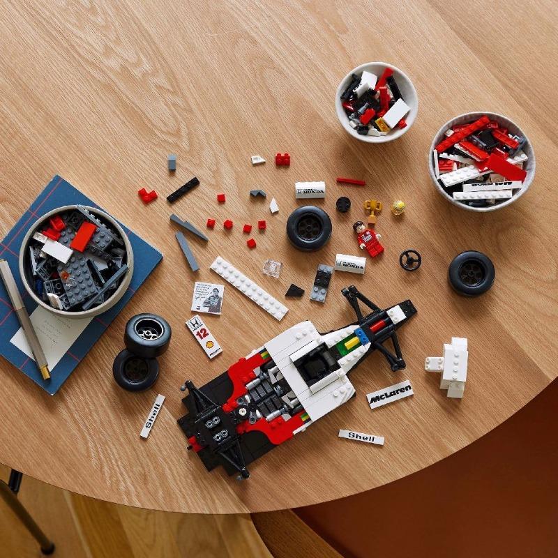 ليجو ايكونز - مجموعة بناء سيارة ماكلارين إم بي وآيرتون سينا