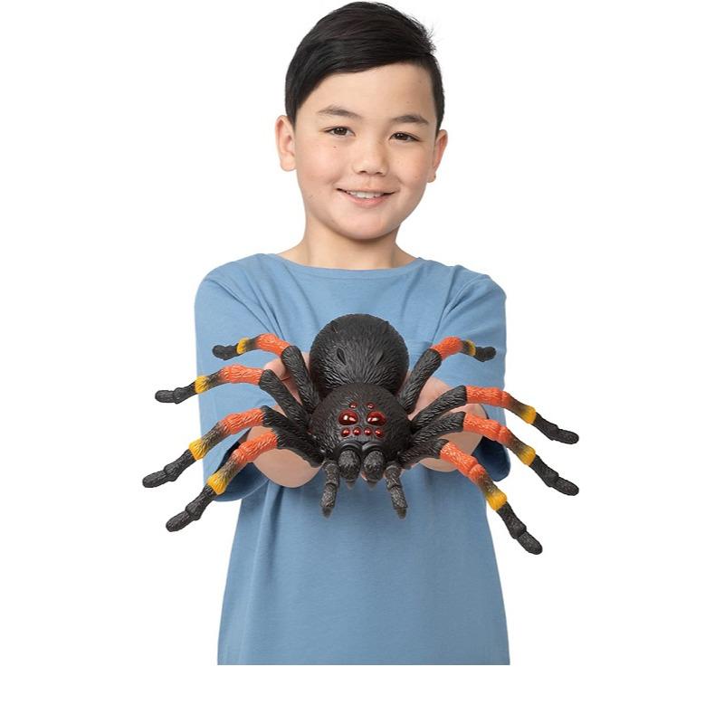 روبو ألايف - لعبة سبايدر العملاق التفاعلية