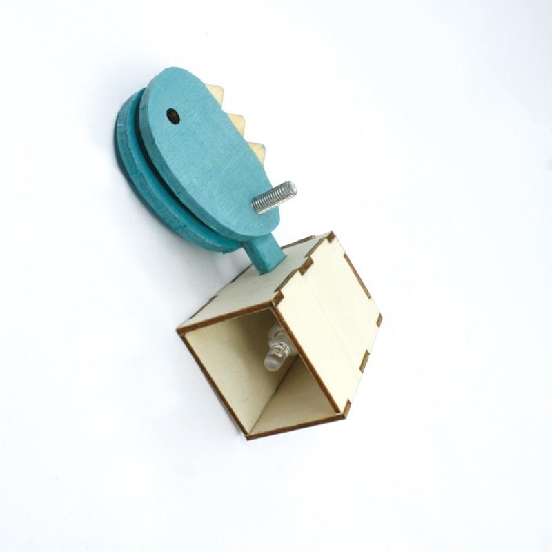 Sew Star Create Dino Light