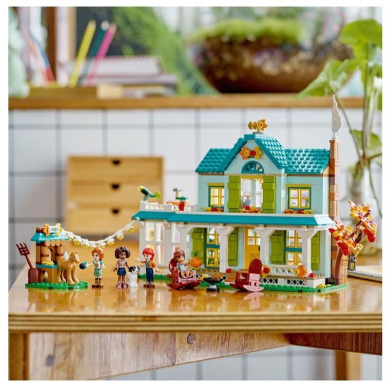 LEGO Friends Autumns House Building Toy Set - 853 Pcs 41730