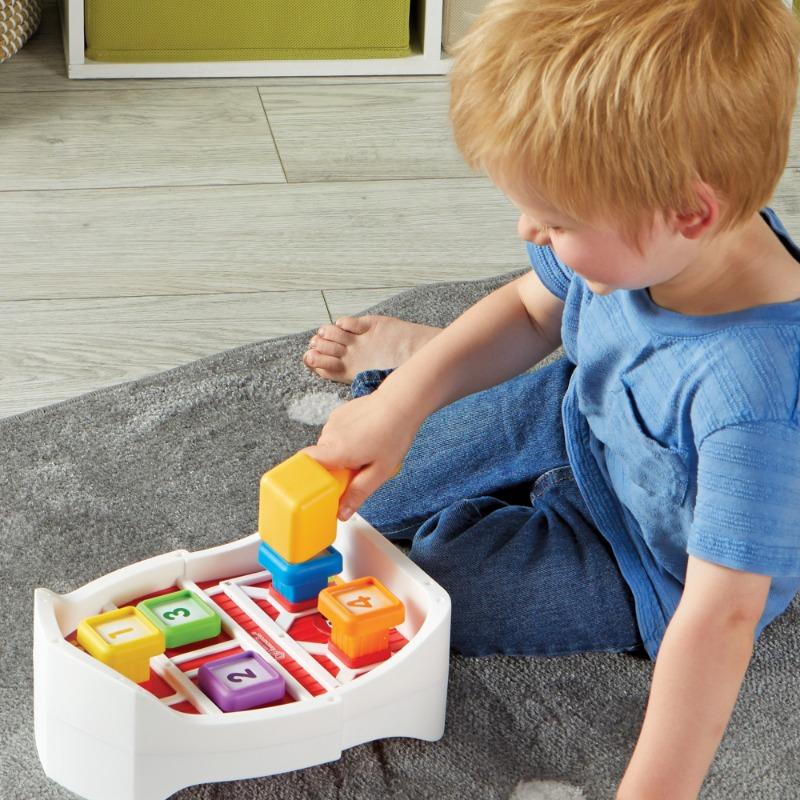 Learning Resources - Barnyard Pounding Bench Activity Toy