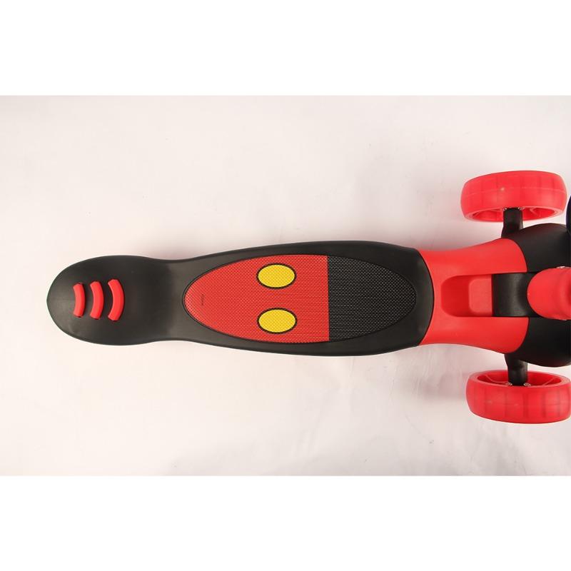 Disney 3D Foldable Twist Scooter