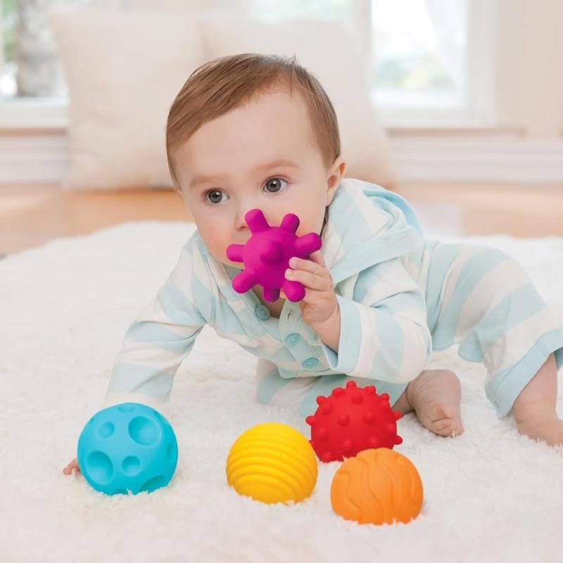 إنفانتينو - مجموعة لعب أنشطة الكرات والمكعبات