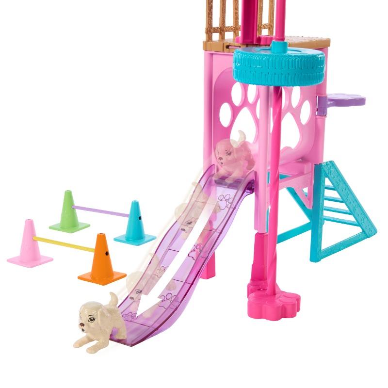 Barbie Obstacle Course Playset with Doll and 3 Puppies 20 Pieces
