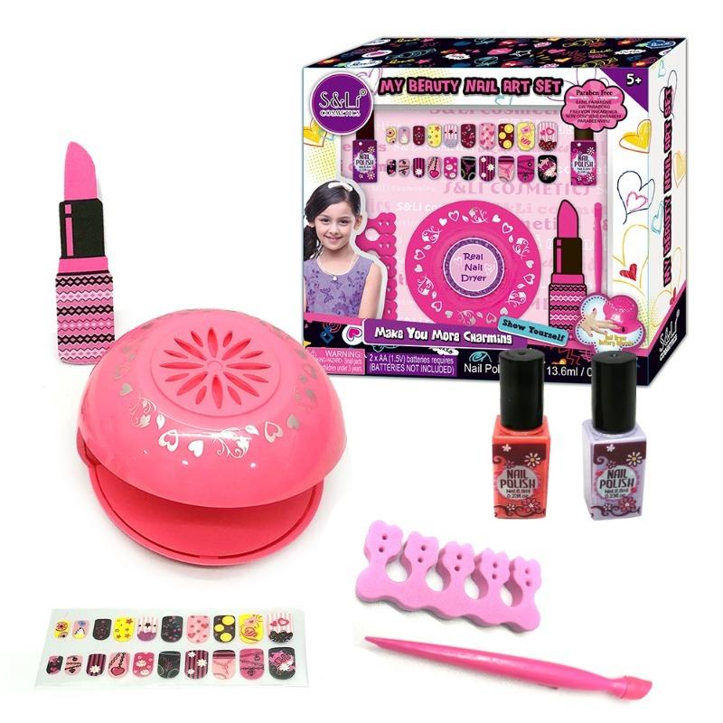 اشتري 1 واحصل على 1 مجانا سباركل آند جليتر - مجموعة أدوات مكياج شكل دائري + مجموعة تجميل والعناية بالأظافر