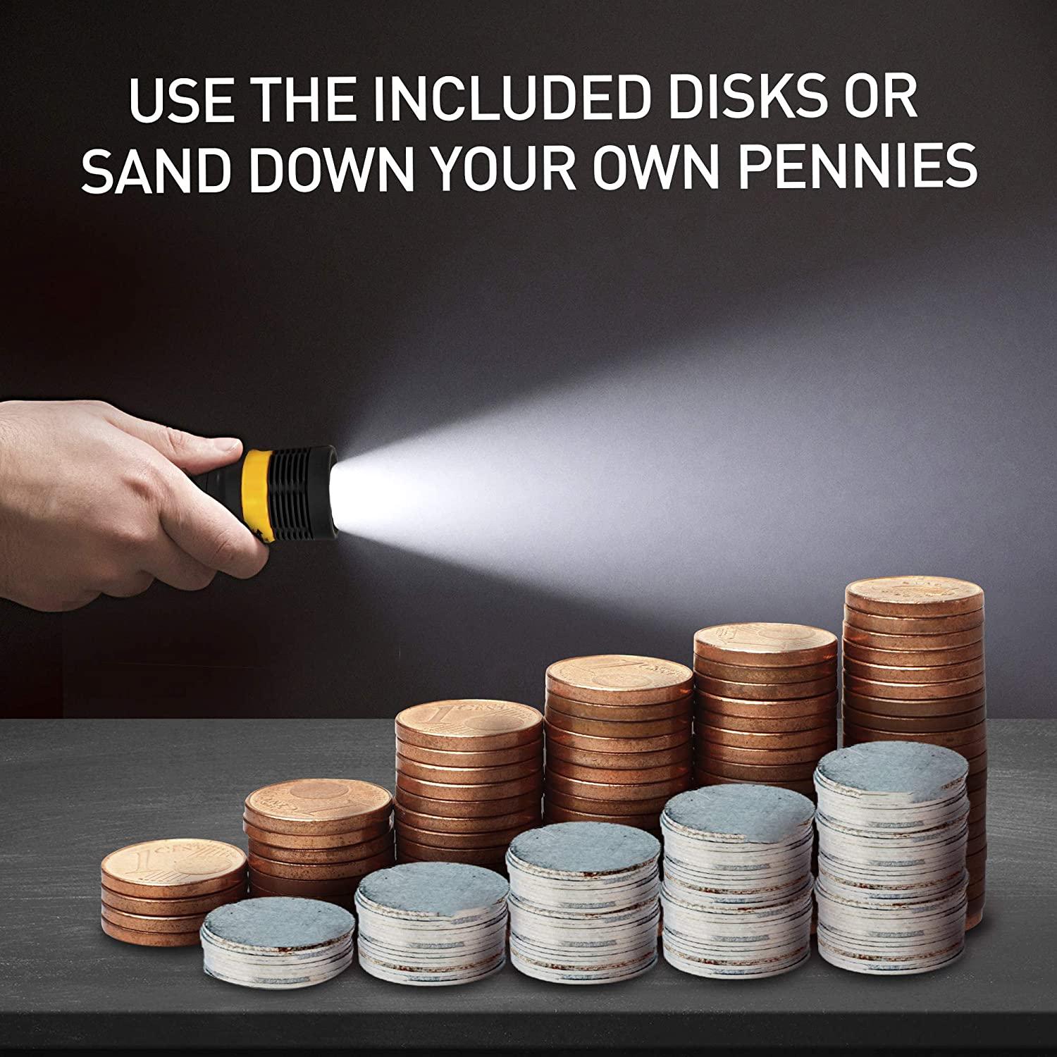 ناشيونال جيوغرافيك - مصباح يدوي يعمل بقطع النقود المعدنية