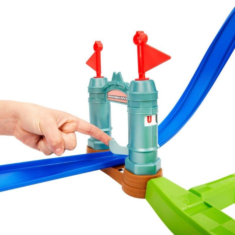 Hot Wheels Mario Kart Circuit Slam Track Set
