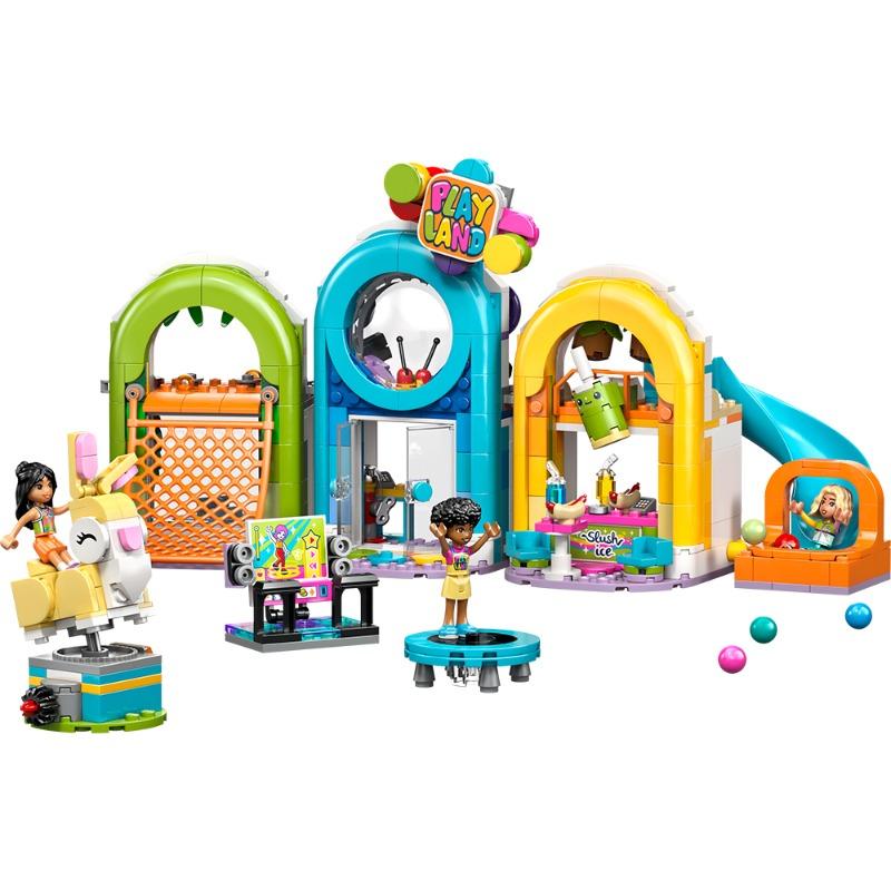 LEGO Friends Fun Indoor Playground 668 pieces