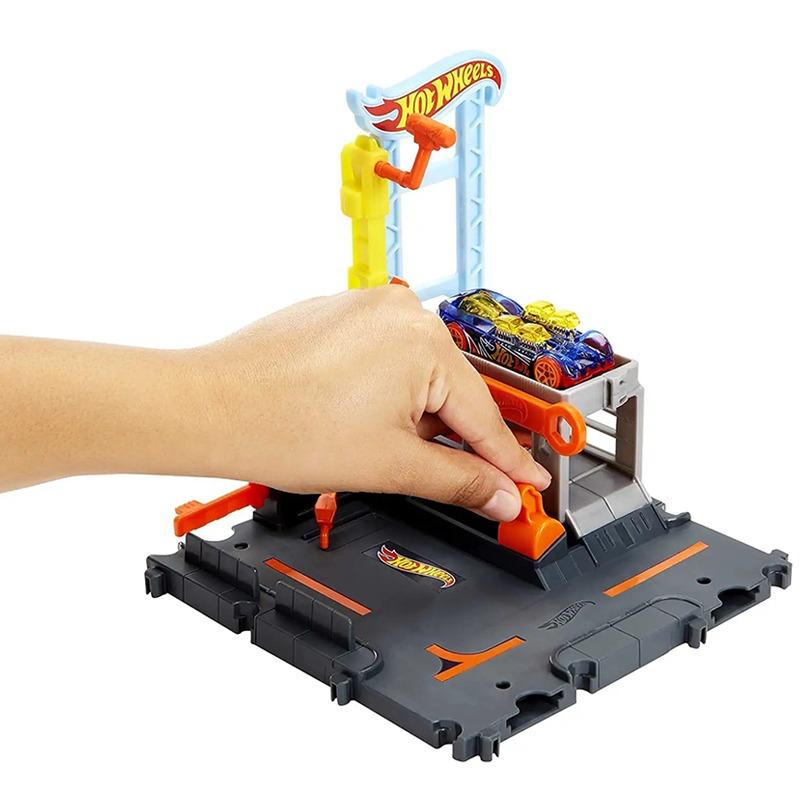 Hot Wheels City Tune Up Garage