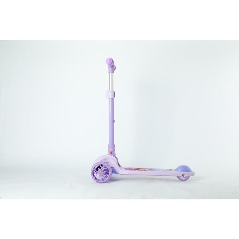 Disney Foldable Twist Scooter