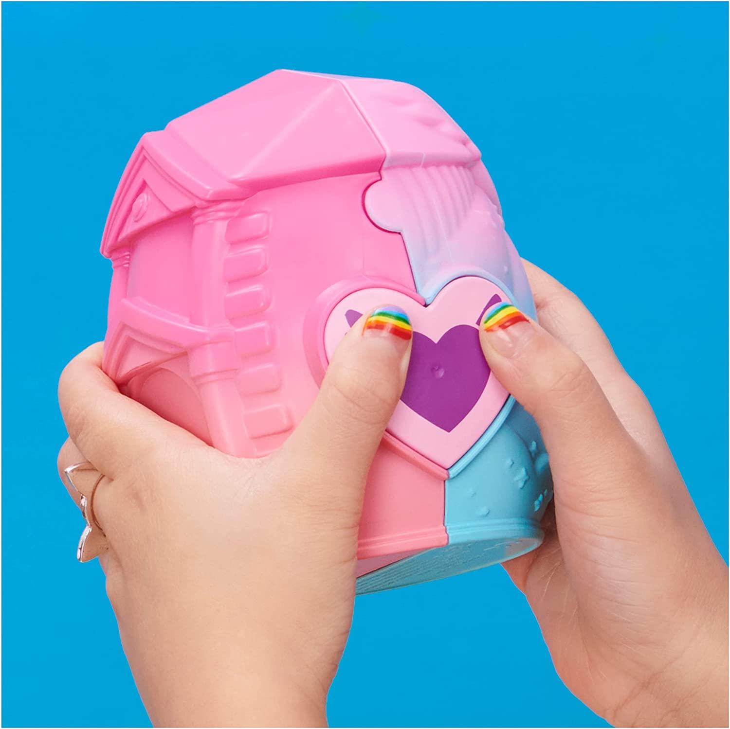 Hatchimals CollEGGtibles Family Pack Home Playset with 3 Characters