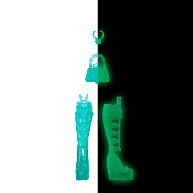 Monster High Twyla Scultimate Neon Frets Doll