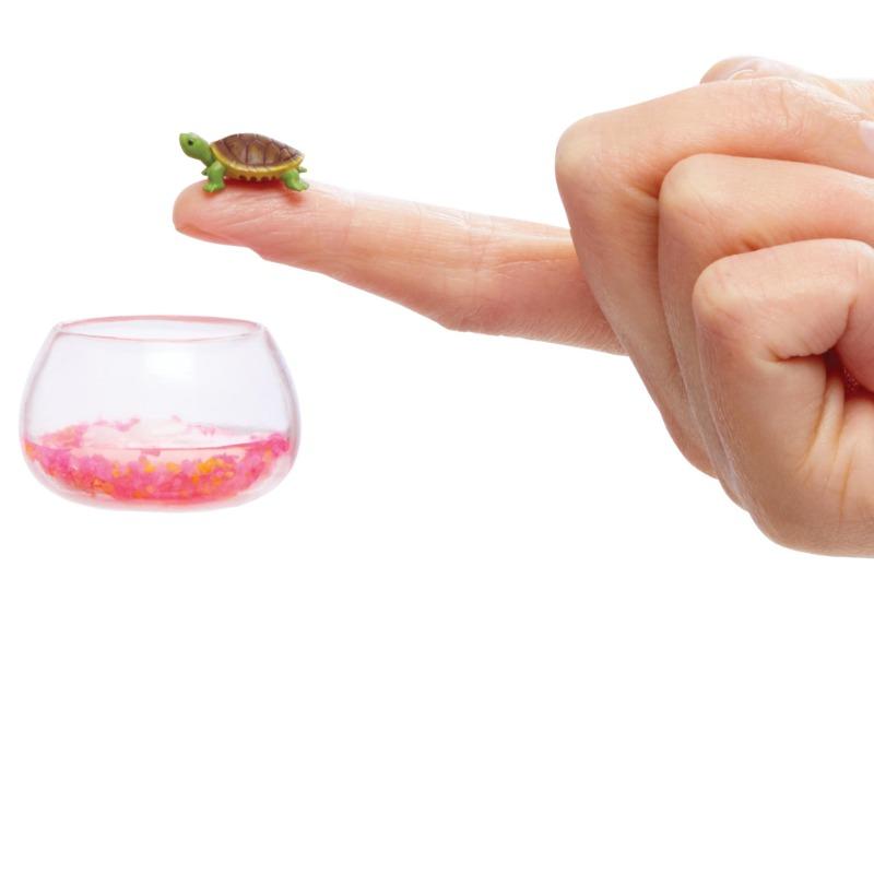 Miniverse Surprises of The Mini Aquarium Industry - Assorted