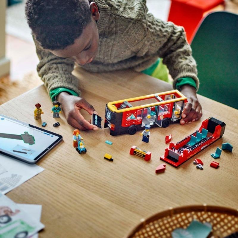 ليجو سيتي - مجموعة بناء الحافلة ذات الطابقين