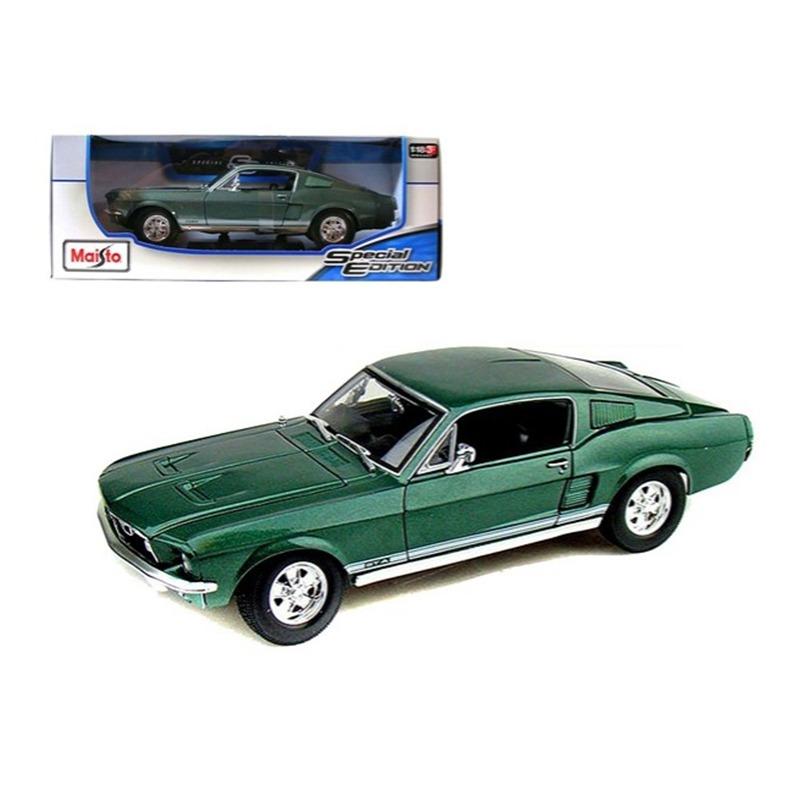 مايستو - سيارة فورد موستانج موديل 1967 المعدنية