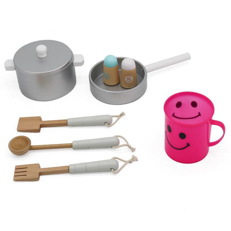 Children’s Wooden Kitchen – Multicolor