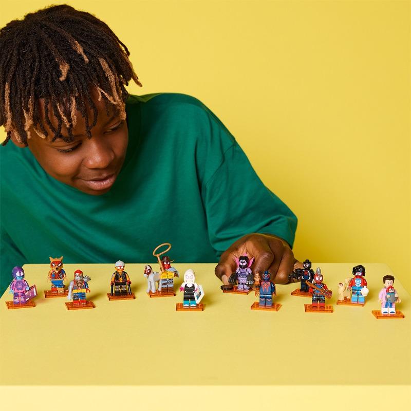 LEGO® Minifigures Spider-Man: Across the Spider-Verse