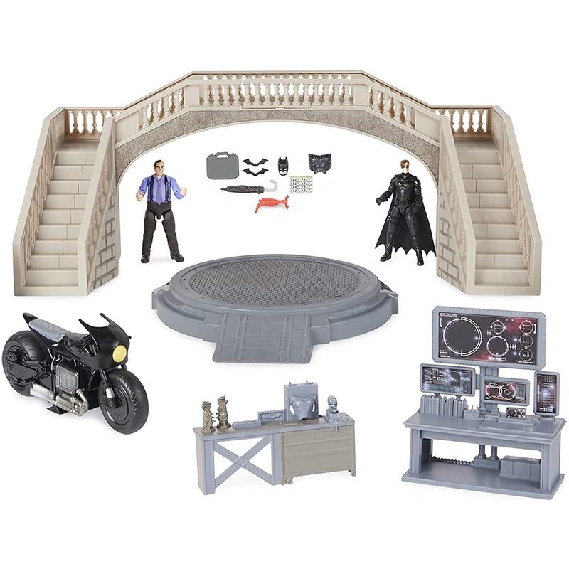 DC Comics Batman Batcave with Exclusive