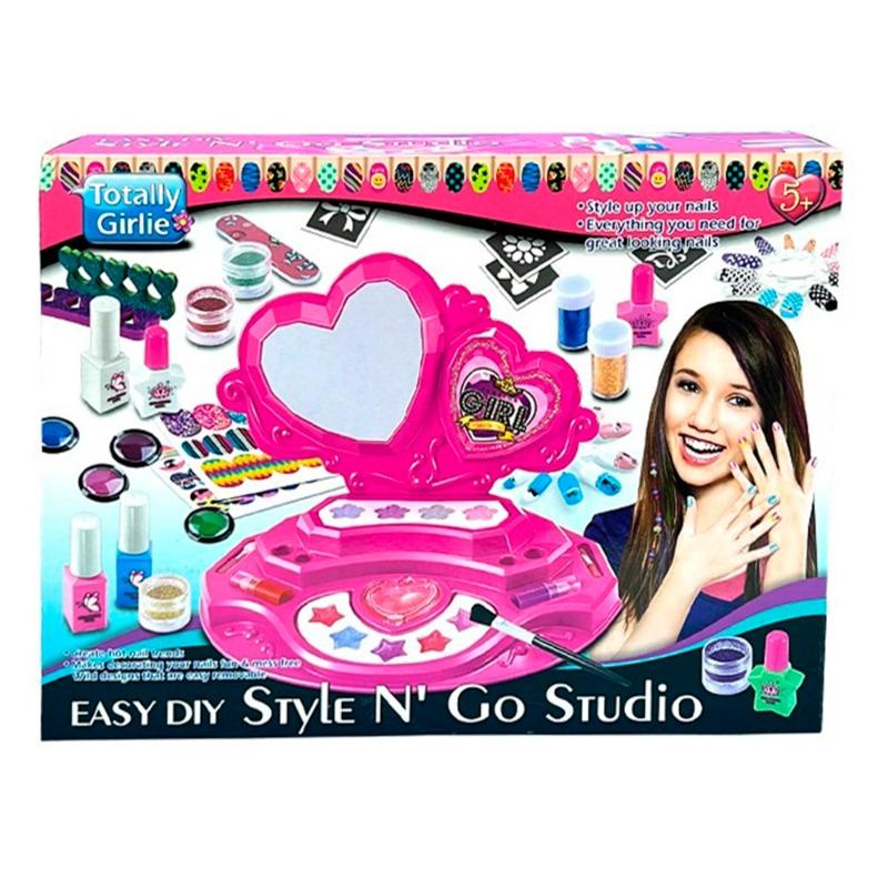 Totally Girlie Style N Go Studio