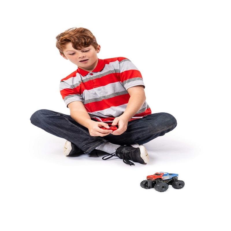 نيو برايت - سيارة دفع الرباعي بيغ فوت بالتحكم عن بعد