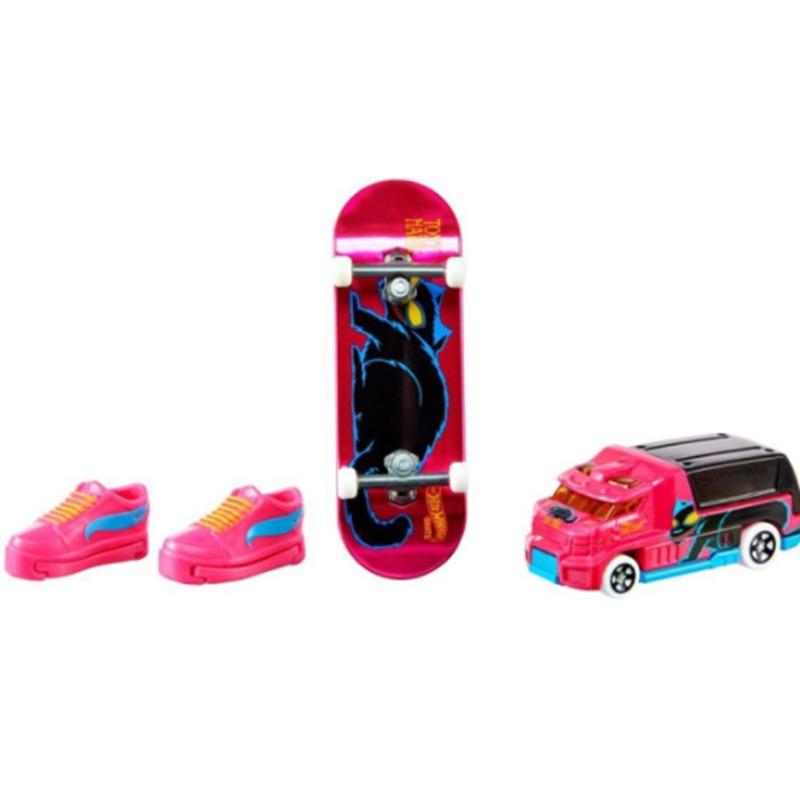 Hot Wheels Assortment of Ski Assembly Tools